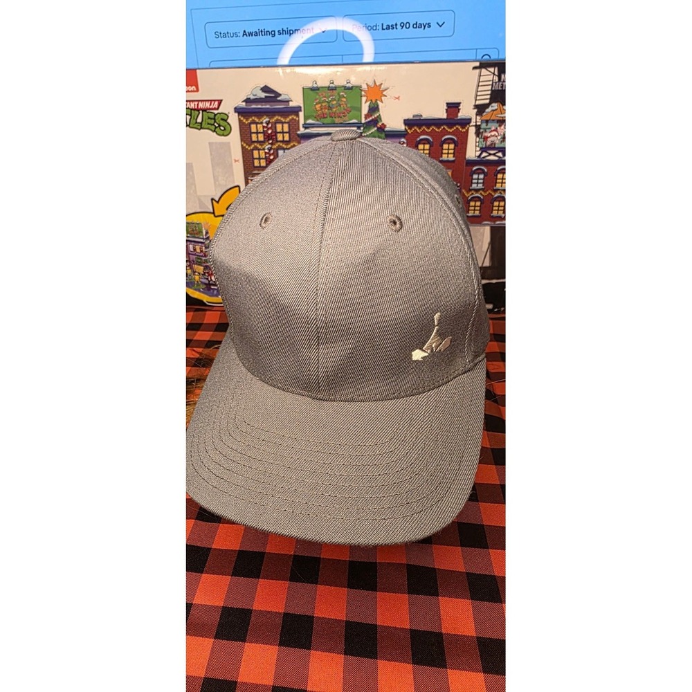 🔥 FLEXFIT FITTED CAP S–M — CLEAN STREETWEAR / EVERYDAY STYLE